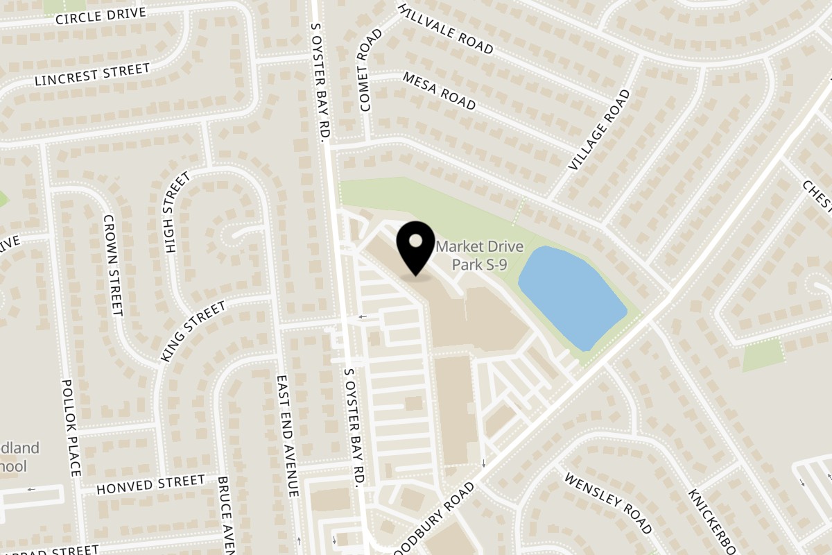 Map showing the location of Pantano's Eatery on 347 S Oyster Bay Rd in Plainview